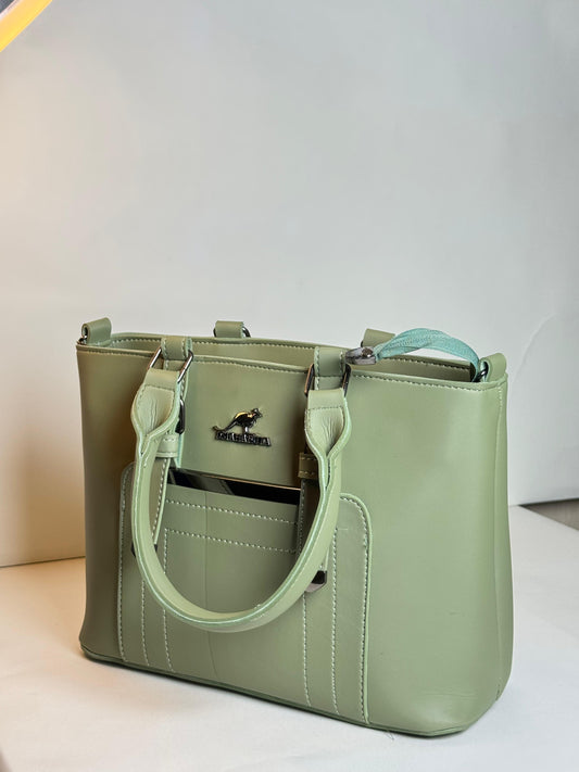 Green Contrast Elegance